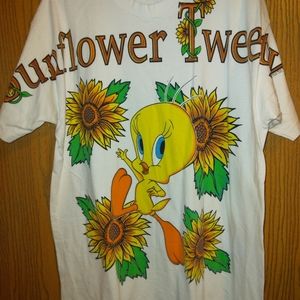 Vtg 1995 single stitch Fruit of the Loom graphic Sunflower Tweety bird tshirt XL